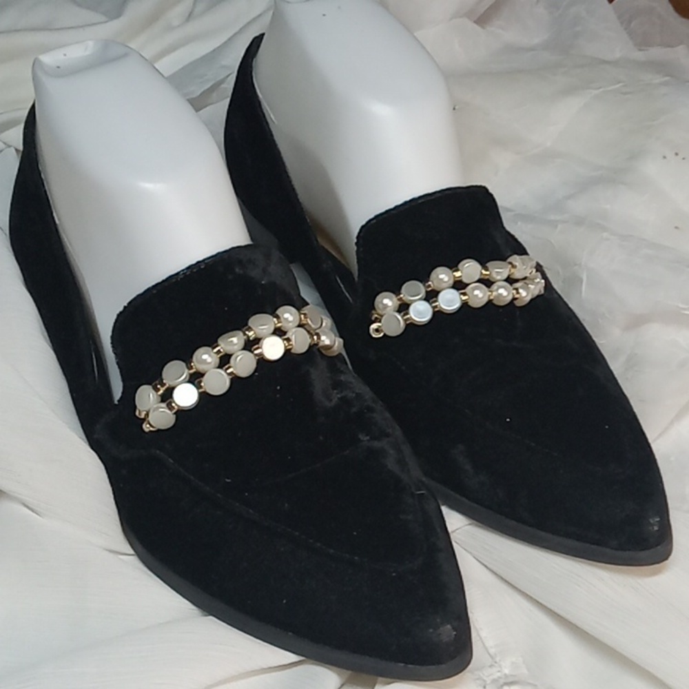 Marc fisher black velvet flats size 7.5 m